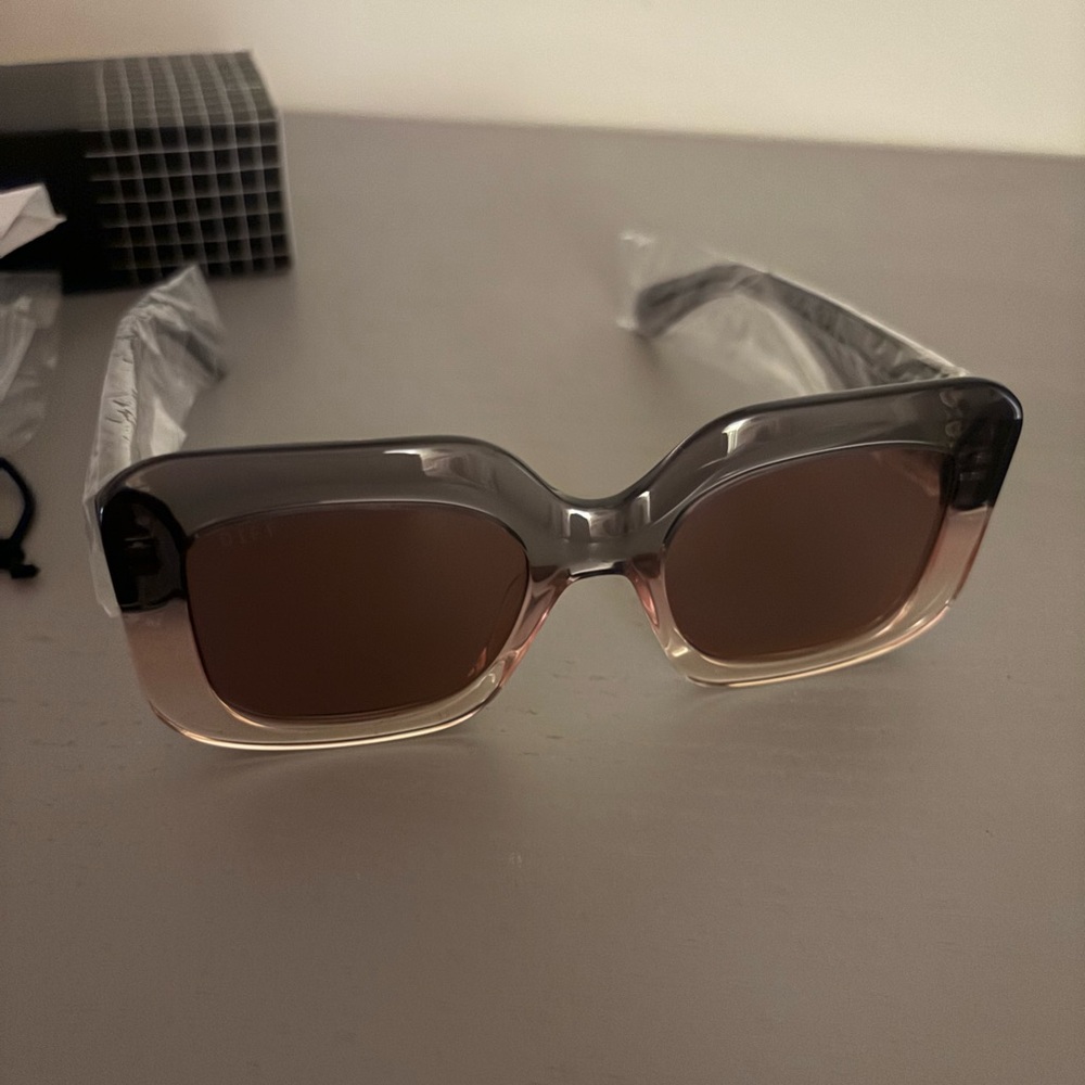 Diff sunglasses